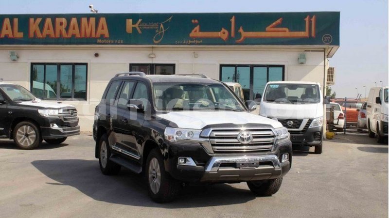 Big with watermark toyota land cruiser agadez import dubai 5783