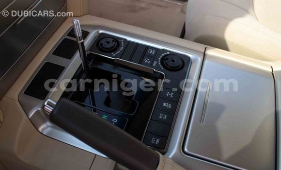 Buy Import Toyota Land Cruiser Black Truck in Import - Dubai in Agadez Buy Import Toyota Land Cruiser Black Truck in Import - Dubai in Agadez