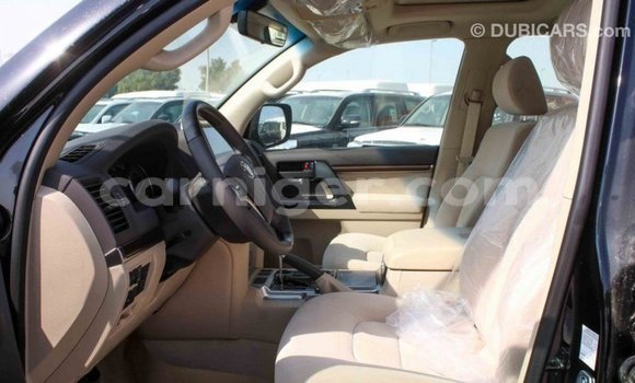Buy Import Toyota Land Cruiser Black Truck in Import - Dubai in Agadez Buy Import Toyota Land Cruiser Black Truck in Import - Dubai in Agadez