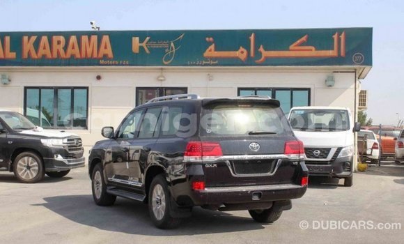 Buy Import Toyota Land Cruiser Black Truck in Import - Dubai in Agadez Buy Import Toyota Land Cruiser Black Truck in Import - Dubai in Agadez