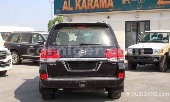 Buy Import Toyota Land Cruiser Black Truck in Import - Dubai in Agadez Buy Import Toyota Land Cruiser Black Truck in Import - Dubai in Agadez