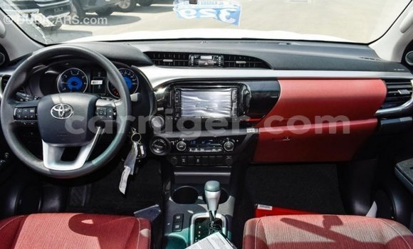 Acheter Import Voiture Toyota Hilux Autre à Import - Dubai, Agadez Acheter Import Voiture Toyota Hilux Autre à Import - Dubai, Agadez