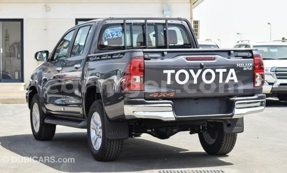 Acheter Import Voiture Toyota Hilux Autre à Import - Dubai, Agadez Acheter Import Voiture Toyota Hilux Autre à Import - Dubai, Agadez