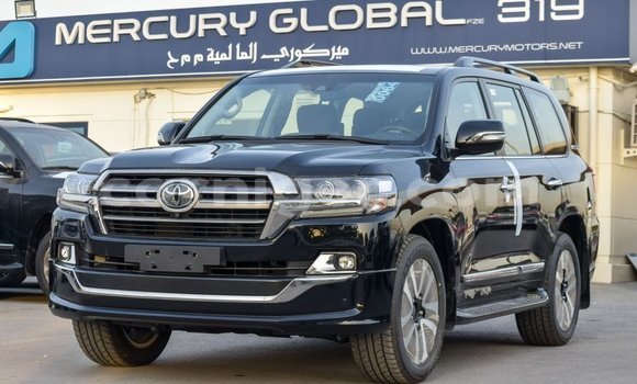 Buy Import Toyota Land Cruiser Black Truck in Import - Dubai in Agadez Buy Import Toyota Land Cruiser Black Truck in Import - Dubai in Agadez