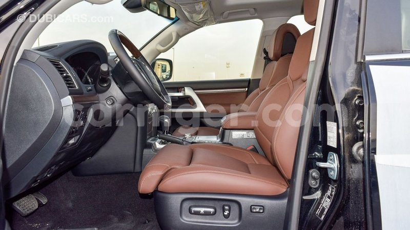 Big with watermark toyota land cruiser agadez import dubai 5791