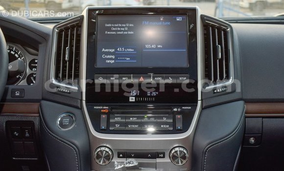 Buy Import Toyota Land Cruiser Black Truck in Import - Dubai in Agadez Buy Import Toyota Land Cruiser Black Truck in Import - Dubai in Agadez