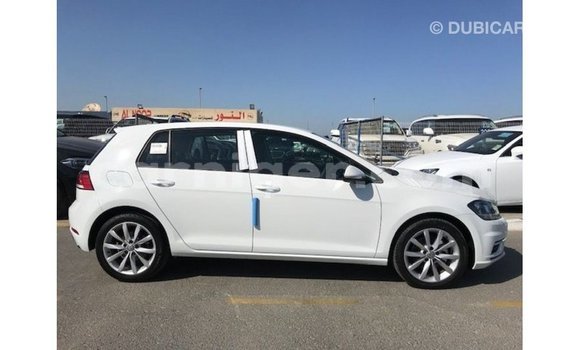 Sayi Imported Volkswagen Golf White Mota in Import - Dubai a Agadez Sayi Imported Volkswagen Golf White Mota in Import - Dubai a Agadez