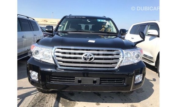 Buy Import Toyota Land Cruiser Black Truck in Import - Dubai in Agadez Buy Import Toyota Land Cruiser Black Truck in Import - Dubai in Agadez