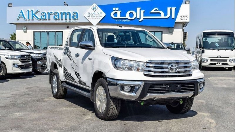 Big with watermark toyota hilux agadez import dubai 5802