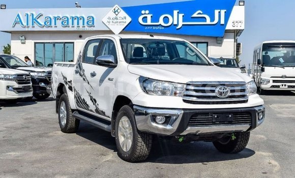 Buy Import Toyota Hilux White Car in Import - Dubai in Agadez Buy Import Toyota Hilux White Car in Import - Dubai in Agadez