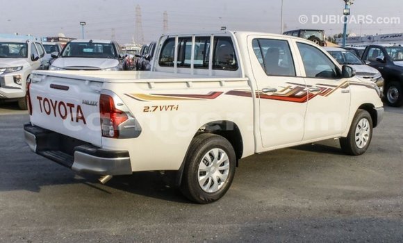 Buy Import Toyota Hilux White Car in Import - Dubai in Agadez Buy Import Toyota Hilux White Car in Import - Dubai in Agadez