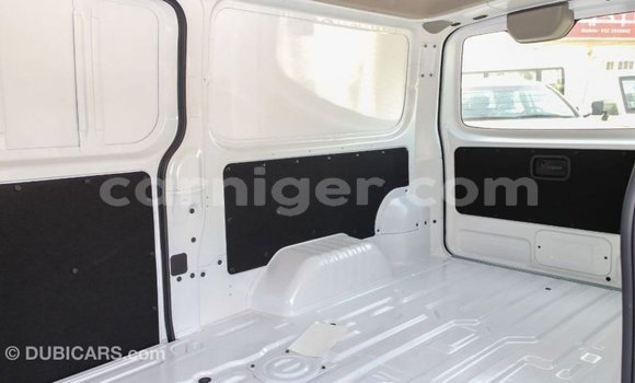 Sayi Imported Nissan Urvan White Mota in Import - Dubai a Agadez Sayi Imported Nissan Urvan White Mota in Import - Dubai a Agadez
