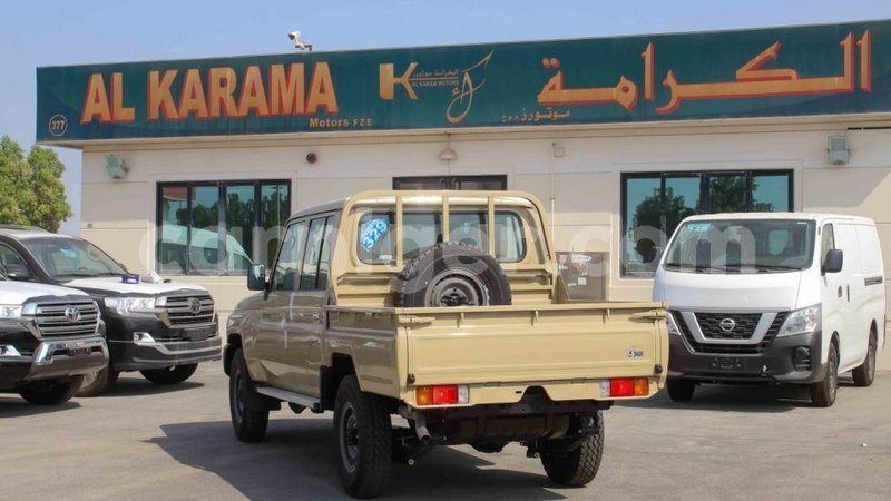 Big with watermark toyota land cruiser agadez import dubai 5807