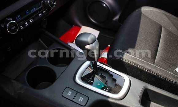 Sayi Imported Toyota Hilux Other Mota in Import - Dubai a Agadez Sayi Imported Toyota Hilux Other Mota in Import - Dubai a Agadez