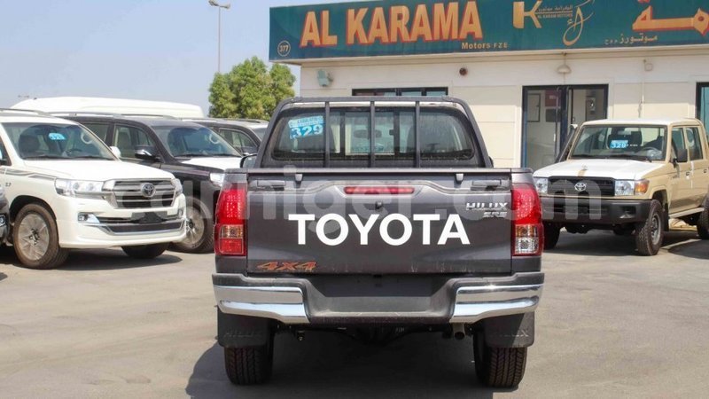 Big with watermark toyota hilux agadez import dubai 5808