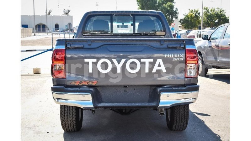 Big with watermark toyota hilux agadez import dubai 5810