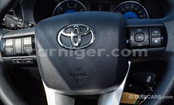 Sayi Imported Toyota Hilux Other Mota in Import - Dubai a Agadez Sayi Imported Toyota Hilux Other Mota in Import - Dubai a Agadez