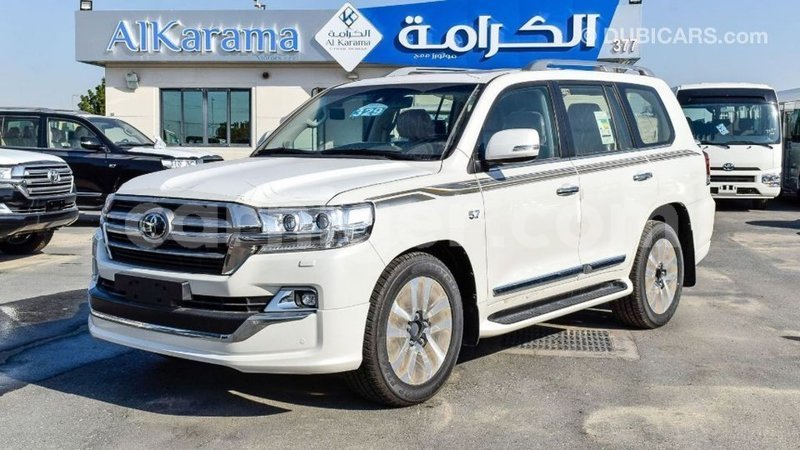 Big with watermark toyota land cruiser agadez import dubai 5811