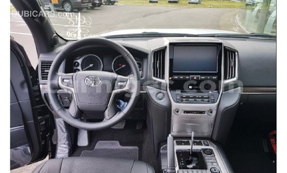 Buy Import Toyota Land Cruiser Black Truck in Import - Dubai in Agadez Buy Import Toyota Land Cruiser Black Truck in Import - Dubai in Agadez