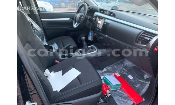 Buy Import Toyota Hilux Black Car in Import - Dubai in Agadez Buy Import Toyota Hilux Black Car in Import - Dubai in Agadez
