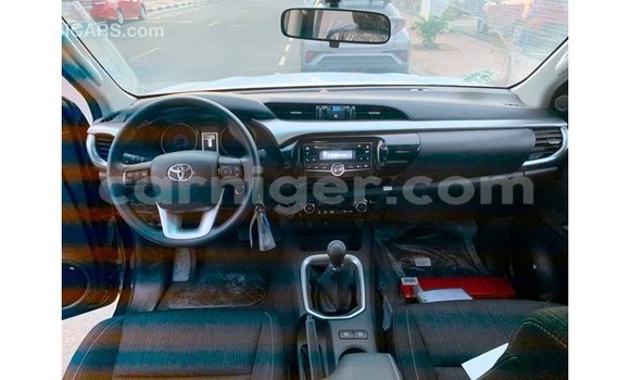 Buy Import Toyota Hilux Black Car in Import - Dubai in Agadez Buy Import Toyota Hilux Black Car in Import - Dubai in Agadez