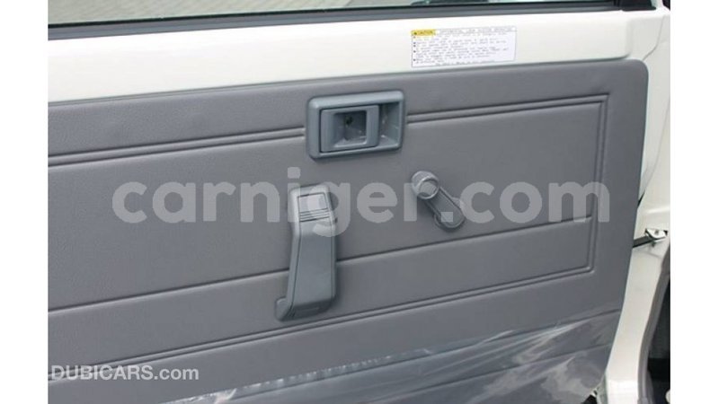 Big with watermark toyota land cruiser agadez import dubai 5816