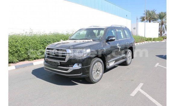 Buy Import Toyota Land Cruiser Black Truck in Import - Dubai in Agadez Buy Import Toyota Land Cruiser Black Truck in Import - Dubai in Agadez