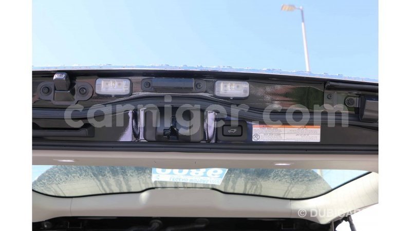 Big with watermark toyota land cruiser agadez import dubai 5818