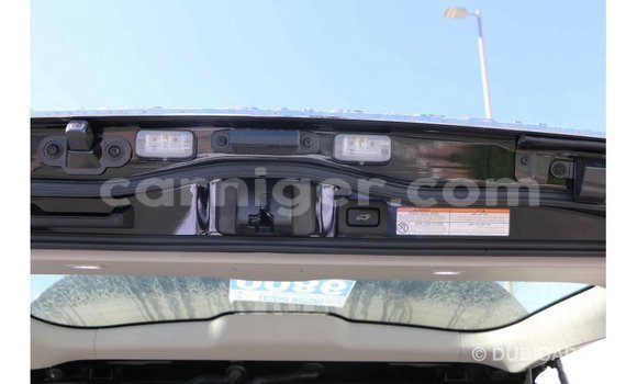 Buy Import Toyota Land Cruiser Black Truck in Import - Dubai in Agadez Buy Import Toyota Land Cruiser Black Truck in Import - Dubai in Agadez