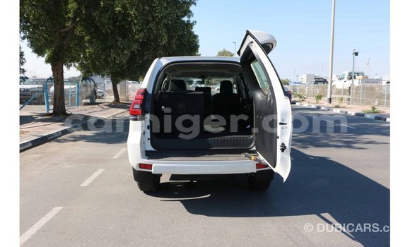 Buy Import Toyota Prado White Car in Import - Dubai in Agadez Buy Import Toyota Prado White Car in Import - Dubai in Agadez