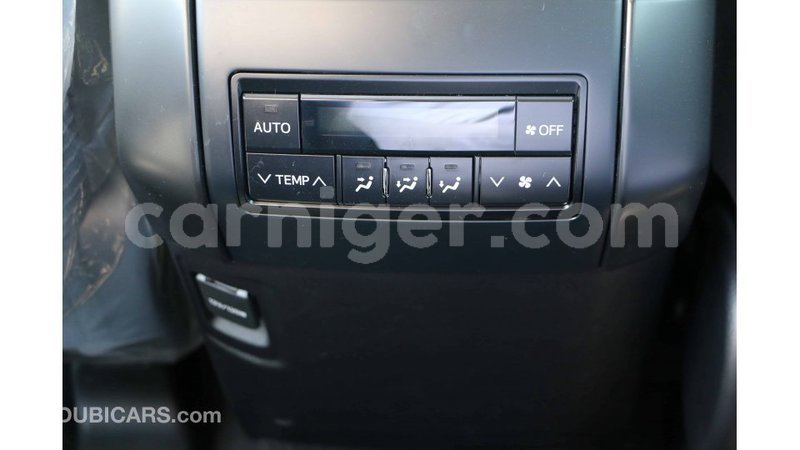 Big with watermark toyota prado agadez import dubai 5820