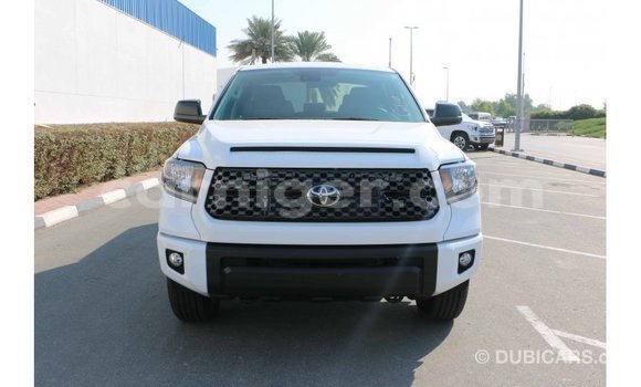 Buy Import Toyota Tundra White Car in Import - Dubai in Agadez Buy Import Toyota Tundra White Car in Import - Dubai in Agadez