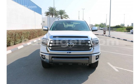Buy Import Toyota Tundra White Car in Import - Dubai in Agadez Buy Import Toyota Tundra White Car in Import - Dubai in Agadez