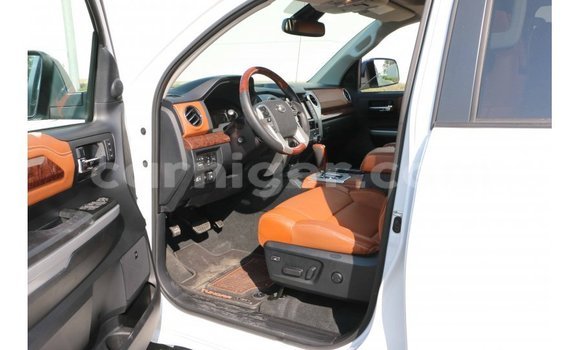 Buy Import Toyota Tundra White Car in Import - Dubai in Agadez Buy Import Toyota Tundra White Car in Import - Dubai in Agadez