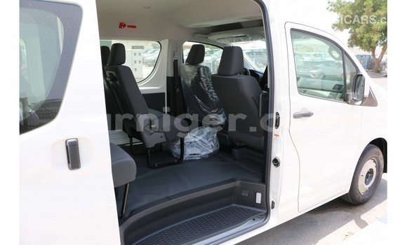 Buy Import Toyota Hiace White Car in Import - Dubai in Agadez Buy Import Toyota Hiace White Car in Import - Dubai in Agadez