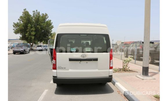 Buy Import Toyota Hiace White Car in Import - Dubai in Agadez Buy Import Toyota Hiace White Car in Import - Dubai in Agadez