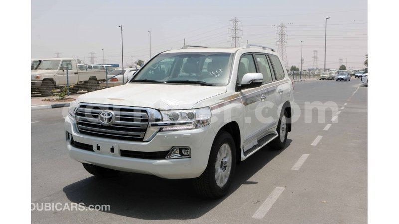 Big with watermark toyota land cruiser agadez import dubai 5829