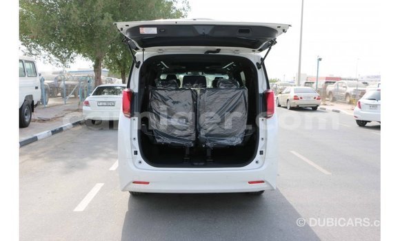 Buy Import Toyota Alphard White Car in Import - Dubai in Agadez Buy Import Toyota Alphard White Car in Import - Dubai in Agadez
