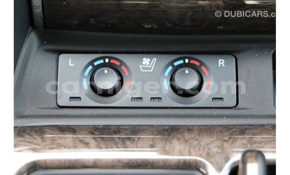 Buy Import Toyota Alphard White Car in Import - Dubai in Agadez Buy Import Toyota Alphard White Car in Import - Dubai in Agadez