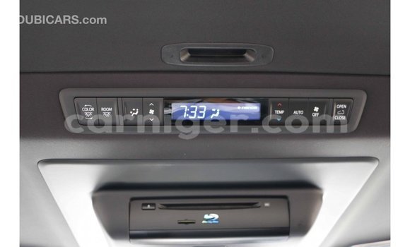 Buy Import Toyota Alphard White Car in Import - Dubai in Agadez Buy Import Toyota Alphard White Car in Import - Dubai in Agadez