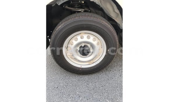 Buy Import Toyota Hilux White Car in Import - Dubai in Agadez Buy Import Toyota Hilux White Car in Import - Dubai in Agadez