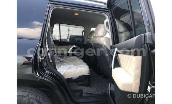 Sayi Imported Toyota Land Cruiser Black Babbar mota in Import - Dubai a Agadez Sayi Imported Toyota Land Cruiser Black Babbar mota in Import - Dubai a Agadez