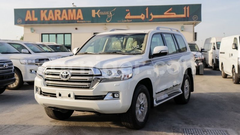 Big with watermark toyota land cruiser agadez import dubai 5835