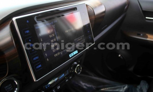 Sayi Imported Toyota Hilux Other Mota in Import - Dubai a Agadez Sayi Imported Toyota Hilux Other Mota in Import - Dubai a Agadez
