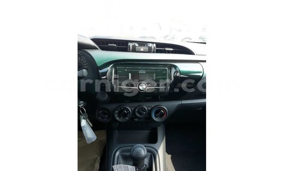 Buy Import Toyota Hilux Black Car in Import - Dubai in Agadez Buy Import Toyota Hilux Black Car in Import - Dubai in Agadez