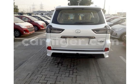 Buy Import Lexus LX White Car in Import - Dubai in Agadez Buy Import Lexus LX White Car in Import - Dubai in Agadez
