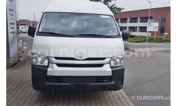 Buy Import Toyota Hiace White Car in Import - Dubai in Agadez Buy Import Toyota Hiace White Car in Import - Dubai in Agadez