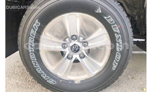Buy Import Toyota Land Cruiser Black Truck in Import - Dubai in Agadez Buy Import Toyota Land Cruiser Black Truck in Import - Dubai in Agadez