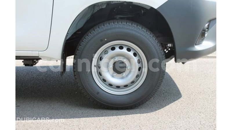 Big with watermark toyota hilux agadez import dubai 5853