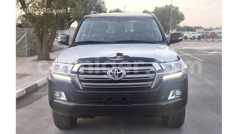 Big with watermark toyota land cruiser agadez import dubai 5855